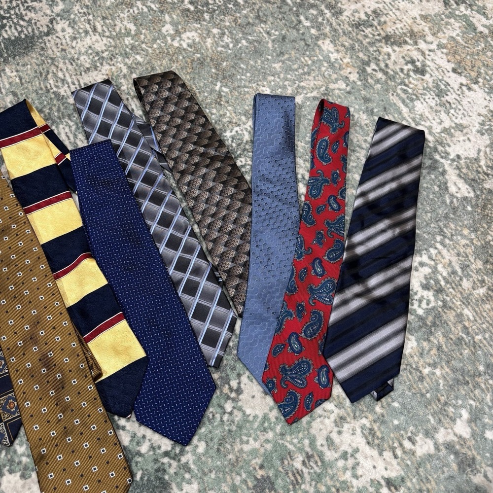 Lot Of 12 Designer Neckties EUC - Picture 4 of 5